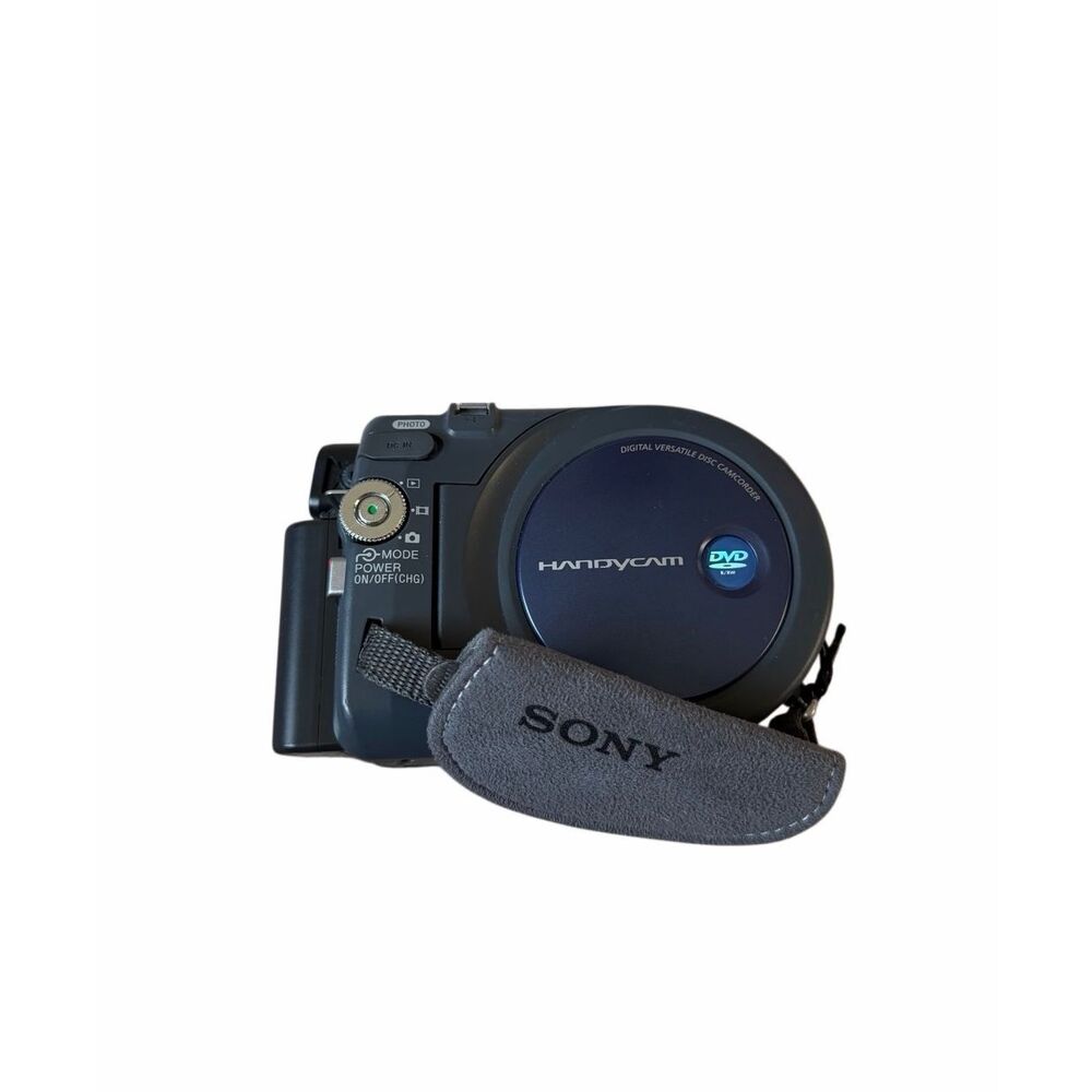 Sony Handycam DCR-DVD101 Camcorder Vintage CD No cables no battery charger